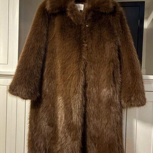 Banana Republic Rich Brown Faux Fur Long Coat NWT - Picture 6 of 8